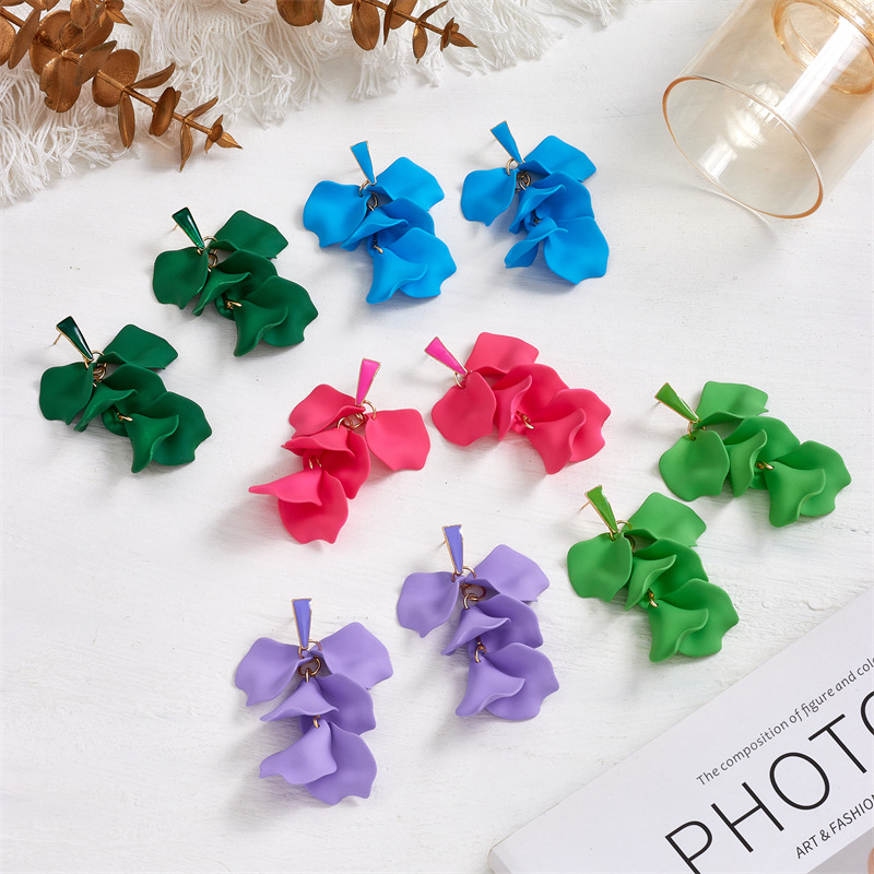 Sweet Simple Style Petal Arylic Stoving Varnish Women's Drop Earrings display picture 2