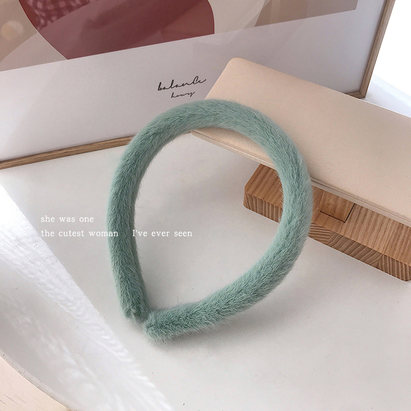 Otoño e Invierno diadema de felpa de alto grado diadema francesa hembra Mori Hada pelo paquete versátil estilo coreano peludo horquilla tocado