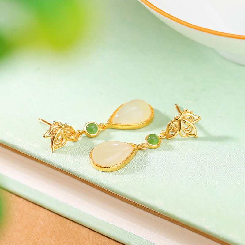 Khuyên tai nữ bạc S925 mạ vàng phong cách Trung Hoa cổ điển hình bướm hoa lụa rỗng giọt nước — Một cặp