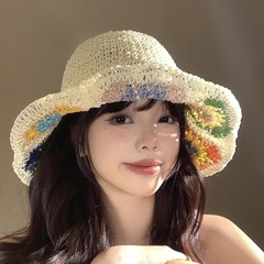 フランスの花は透かし彫りで麦わら帽子を編みます。
