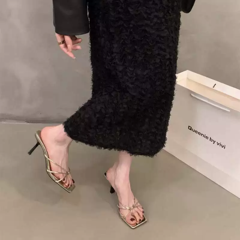 Элегантные высококачественные босоножки-шлепанцы, сказочные туфли для верхней одежды, новые летние французские туфли и босоножки на высоком каблуке 2025 года