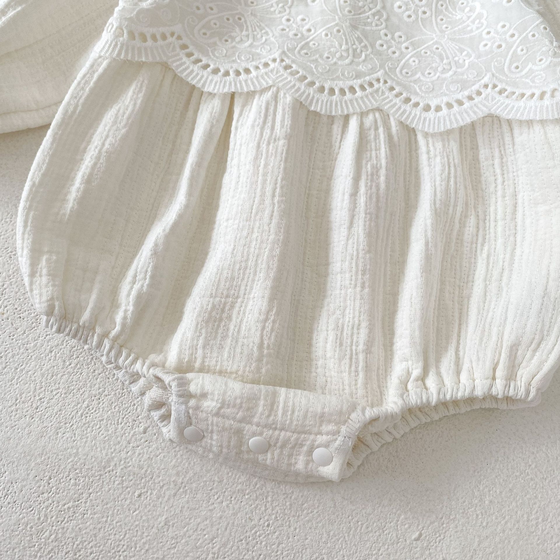 Baby and toddler autumn 2024 cotton bubble long sleeved khaki women's baby solid color ladylike bag fart triangle_voghion.com