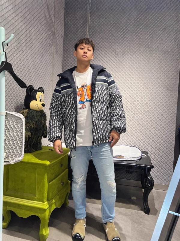 高奢至臻版暗纹双面穿羽绒服 CD家高端90白鹅绒男女款抗寒羽绒服|undefined
