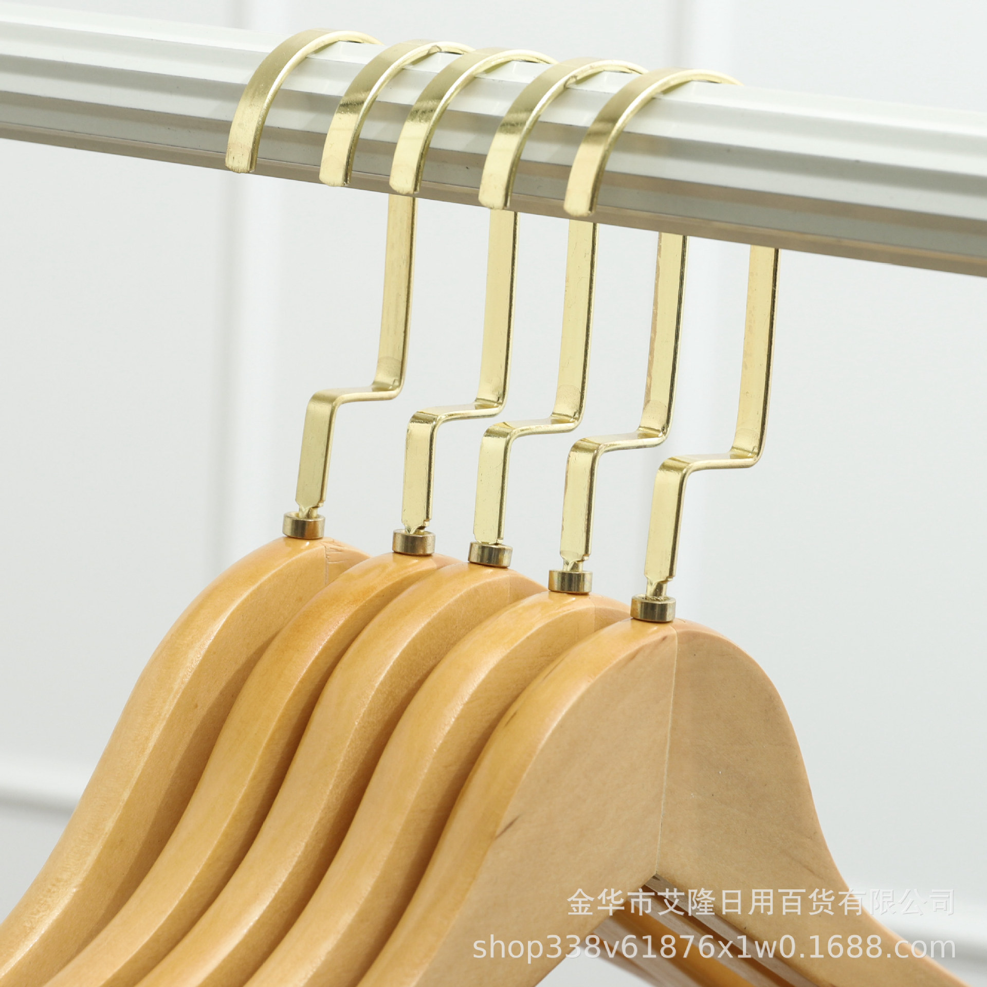 Percha de ropa de madera percha de ropa tienda de ropa percha de ropa madera maciza percha de registro sin costura al por mayor