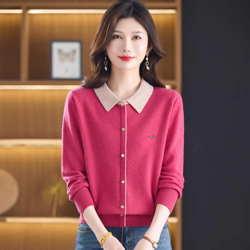 High-end brand women's wool sweater 2026 new autumn and winter doll collar color-blocked knit base sweater stylish mom sweater High-end brand women's wool sweater 2026 new autumn and winter doll collar color-blocked knit base sweater stylish mom sweater