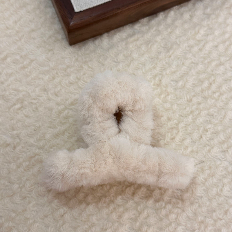 8cm beige plush and typewriter