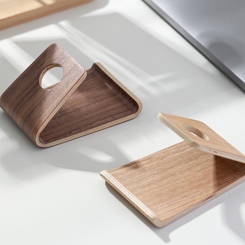 Teléfono móvil soporte de madera personalizado mayorista integrado formado base de madera sólida escritorio perezoso estante de adornos