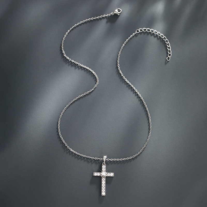 Xupe joyería micro incrustaciones de circonio Colgante Cruz luz femenina de lujo simple personalidad estilo frío COLLAR COLGANTE accesorios masculinos