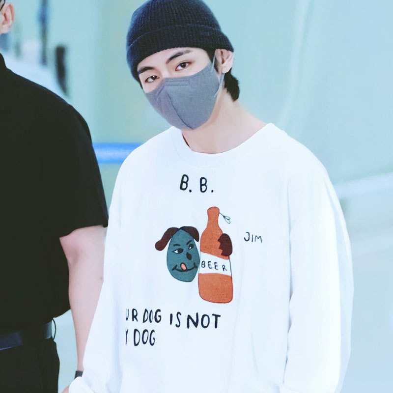 Bullet-proof Youth League Taitai jintaiheng airport Street shooting same style bathroom clothes loose round neck fleece-lined thin autumn and winter