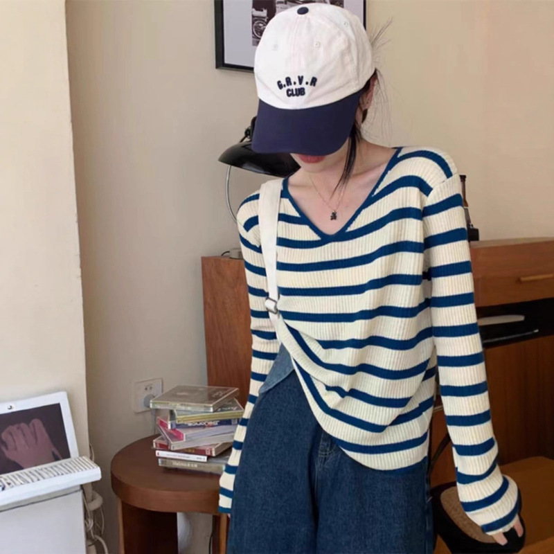 法式v领条纹正肩长袖针织衫女春秋内搭毛衣打底衫设计感小众上衣|undefined