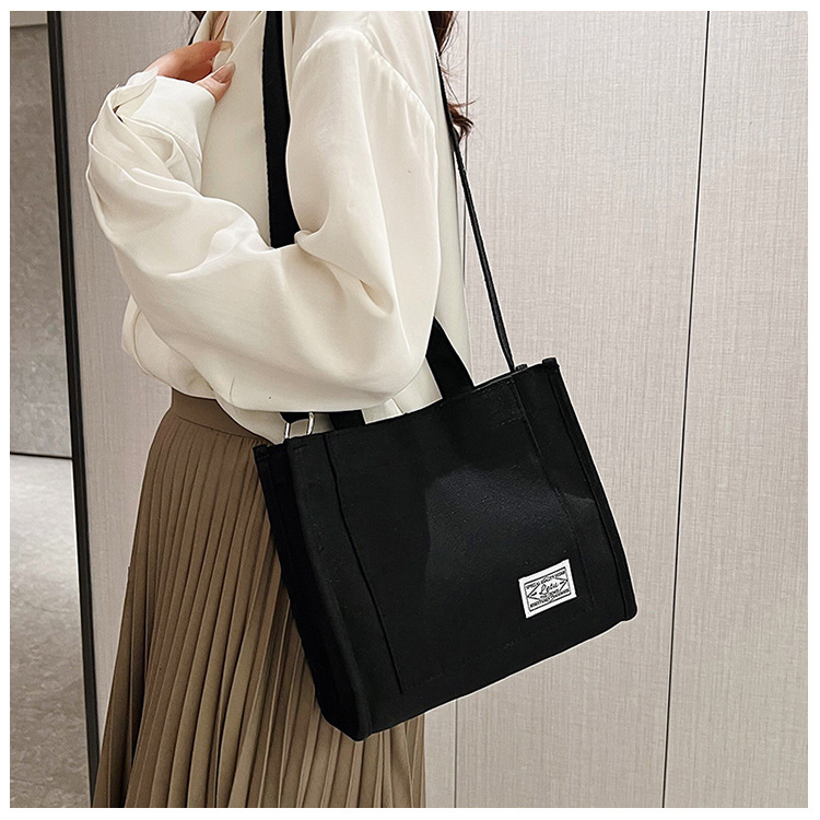 257g Weight Polyester Lining Material Sewing Thread Fashion Element Zipper Closure Type Single Shoulder Strap, Top Handle Strap Type Square Bag Bags Type Casual Occasion Canvas Material Solid Color Pattern All Seasons Season Women's Gender Streetwear Style Square Shape Women's Canvas Solid Color Streetwear Sewing Thread Square Zipper Square Bag 17