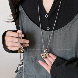 Natural stone grape string titanium steel necklace women's light luxury niche high-end clavicle chain long style daily versatile accessory