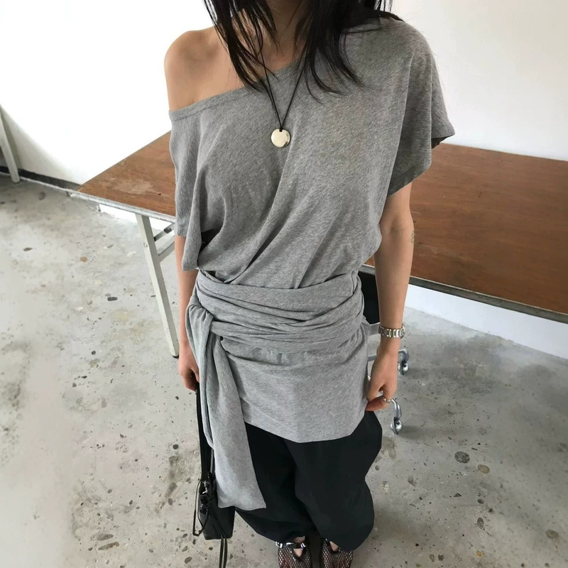 Clearance sale, no returns. Korean-style design, off-shoulder top, Dongdaemun summer new model, waist-tie short-sleeve T-shirt for women