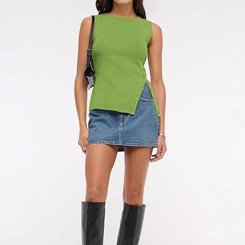 Asymmetric Button Side Slit Sweater Sleeveless Boat Neck Solid Color Slim Fit Side Button Ribbed Knit Sweater with Button Design