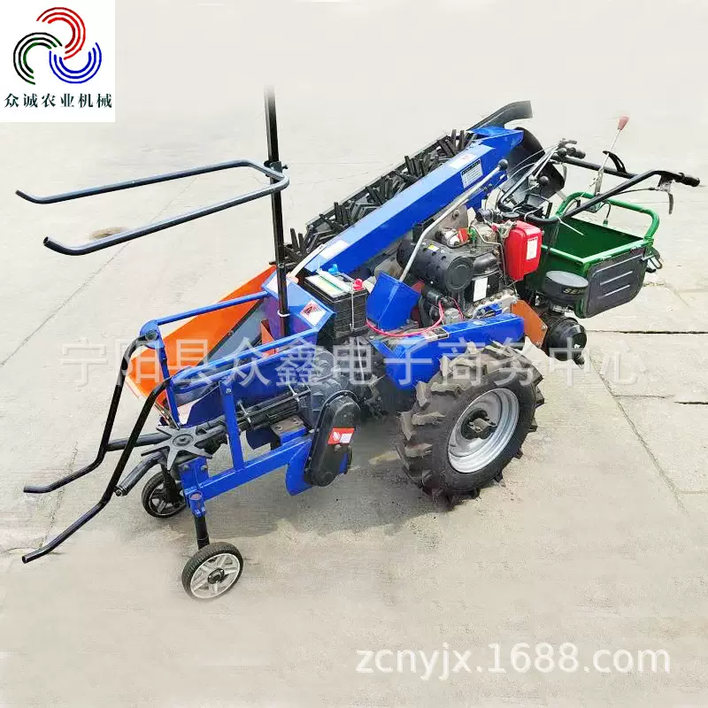 自走式单行玉米收获机玉米扒皮机小型柴油一体机玉米收获扒皮机