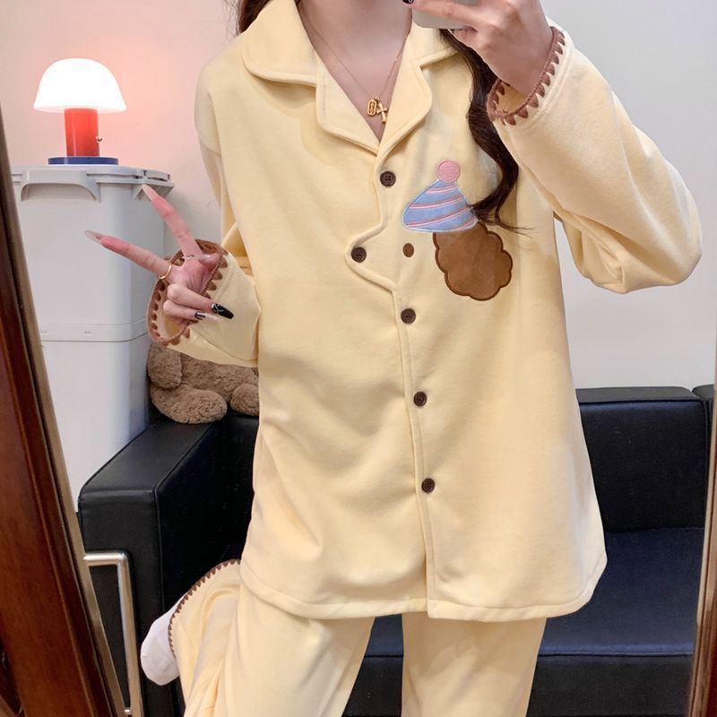 Al por mayor transfronterizo lindo cachorro pijama de cachemira mujer nuevo otoño invierno caliente ropa de casa cardigans dibujos animados dos piezas