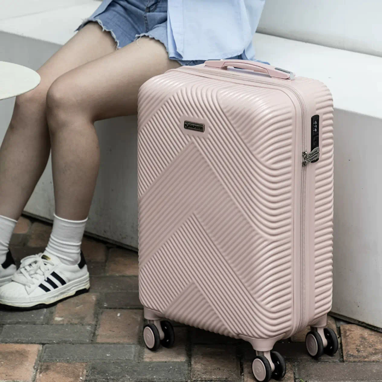 Дипломатический дипломат парольный ящик универсальная тележка чемодан TSA парольный ящик чемодан DS-130