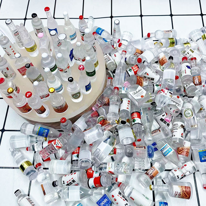 Star DIY Luminous Small Bottle Wholesale Mini Wine Bottle Resin Accessories Small Jewelry Foreign Wine Bottle Simulated Beverage Bottle