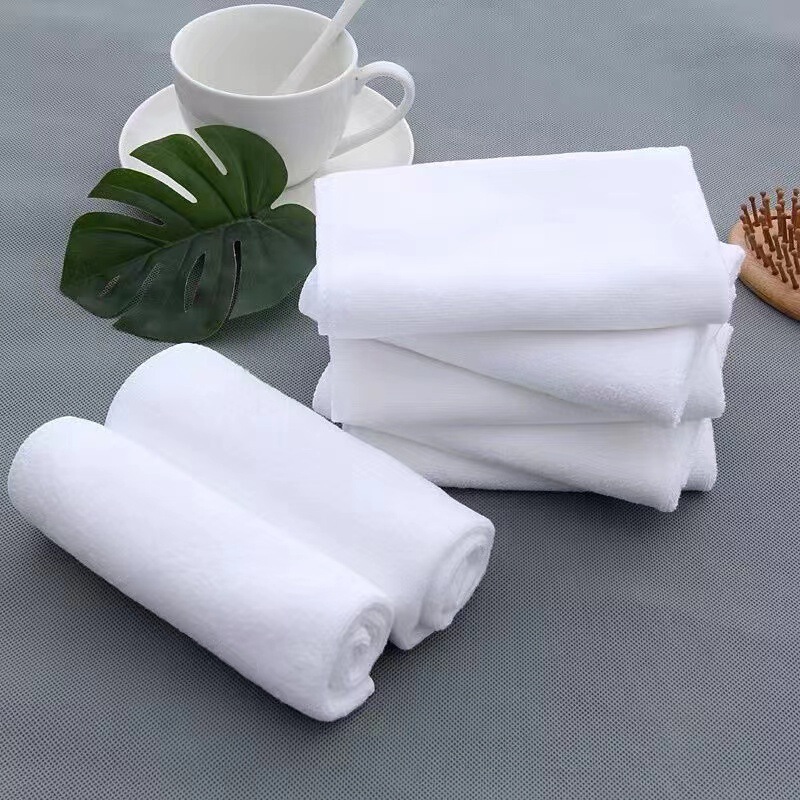 Catering Hotel Hotel towel 25 lock fiber white towel small square towel disposable square towel wholesale