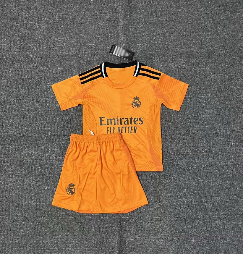 2425/로얄 M 어웨이