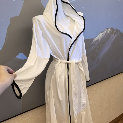 Women's Autumn/Winter Thick Cotton Fleece High-End Sleepwear, Long-Sleeve Hooded Robe Bath Robe with Pure Desire Style