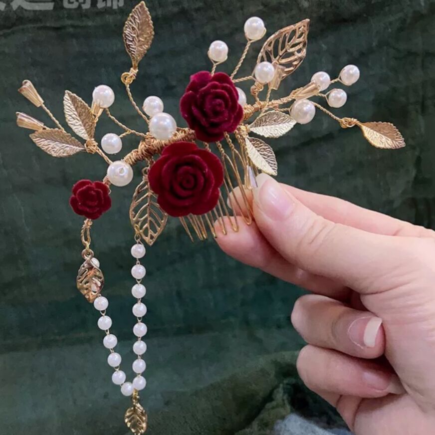 Red rose small hair comb one