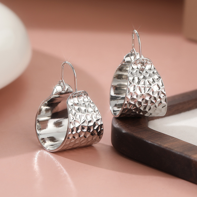 Chenyue Cross-Border Earrings with Rhinestones and Pearls, Vintage Summer Style Hoop Earrings, Direct Source Supply