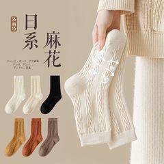 女性の秋冬の中筒の靴下の骨がないストッキングの冬の白い女性の純色の麻の花のロリータの日本の百合の靴下