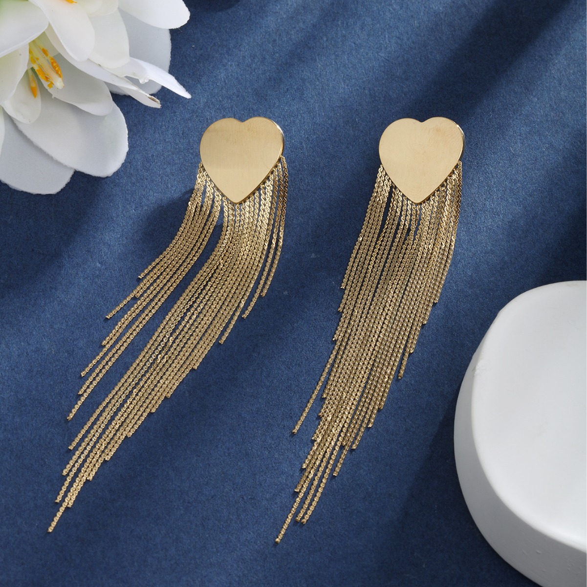 Pulsera de acero inoxidable Xuping joyería de acero inoxidable largo bordado amor aretes personalidad exagerada europea y americana moda OL aretes chapados en oro aretes