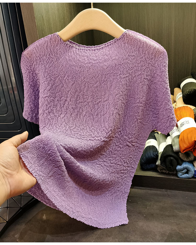 Áo thun nữ cổ tròn tay ngắn dáng rộng chất liệu nhăn xếp ly — Màu đen, Màu tím, Màu hồng, Màu trắng chi tiết 16