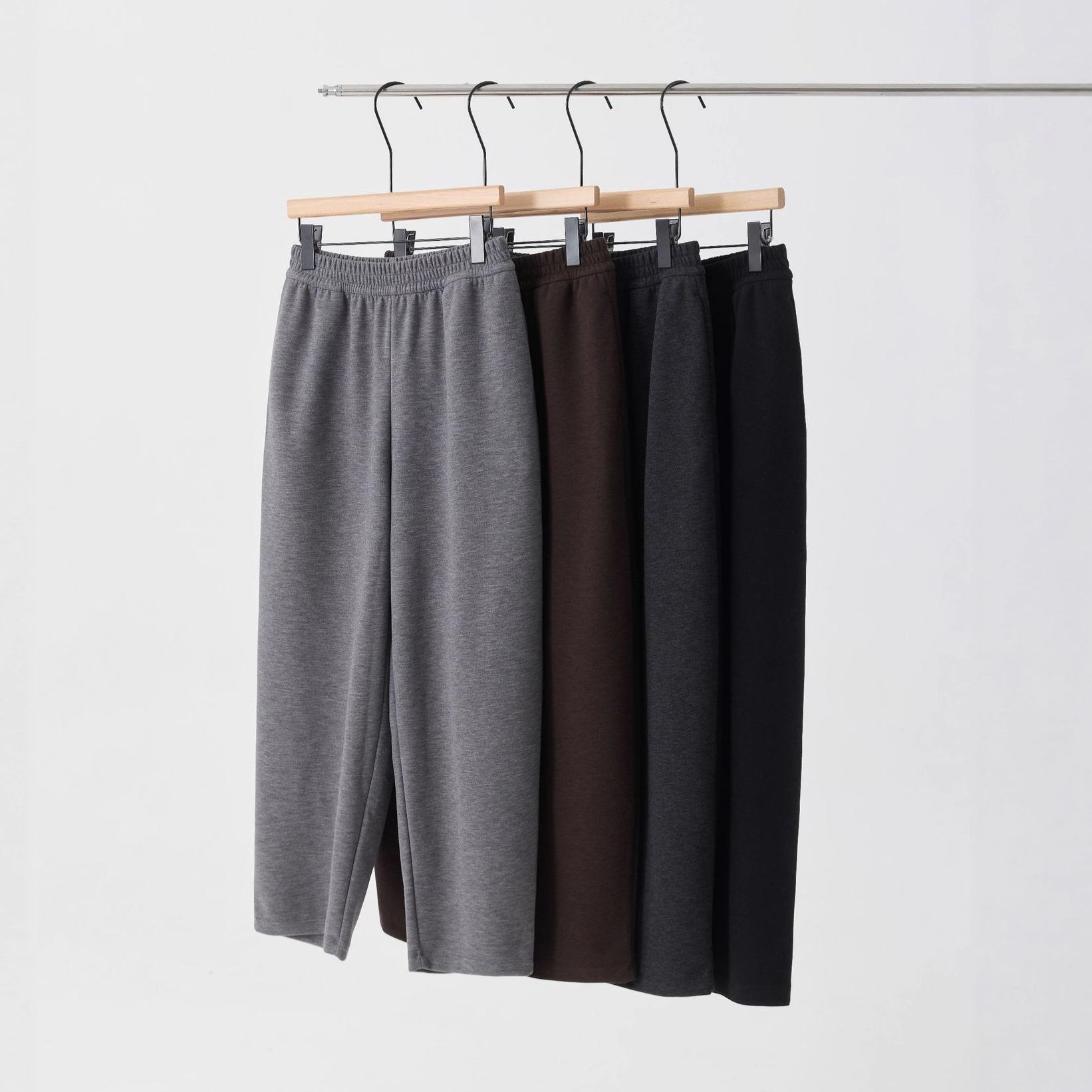 羊毛垂感气球裤女2025秋冬新款保暖宽松休闲裤显瘦松紧腰针织长裤