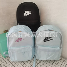 �p����n�����eӡ��У�@��Ů�W����H�����\�ӱ����r�����а�����