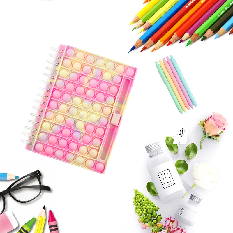 Nueva A5 Rainbow Mouse Killer Pioneer Notebook actualización pluma descompresión juguete descompresión burbuja al por mayor