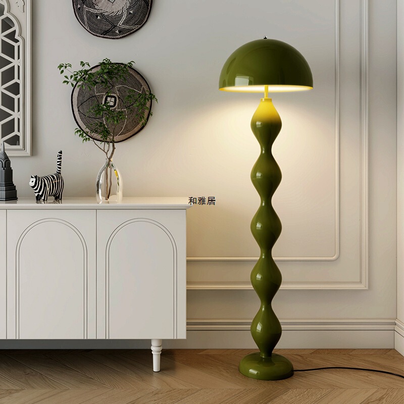 Mushroom Floor Lamp Next to the Sofa in the Living Room, Nordic Cream-Style Ornament, Light Luxury, High-End Creative Minimalist Atmosphere Lamp