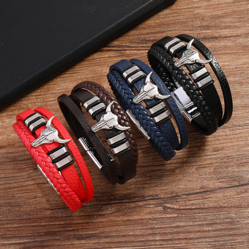 European and American Fashion Multi-Layer Punk Style Western Bull Head Decorative Bracelet Men's Hand-Woven Magnetic Clasp Bracelet European and American Fashion Multi-Layer Punk Style Western Bull Head Decorative Bracelet Men's Hand-Woven Magnetic Clasp Bracelet