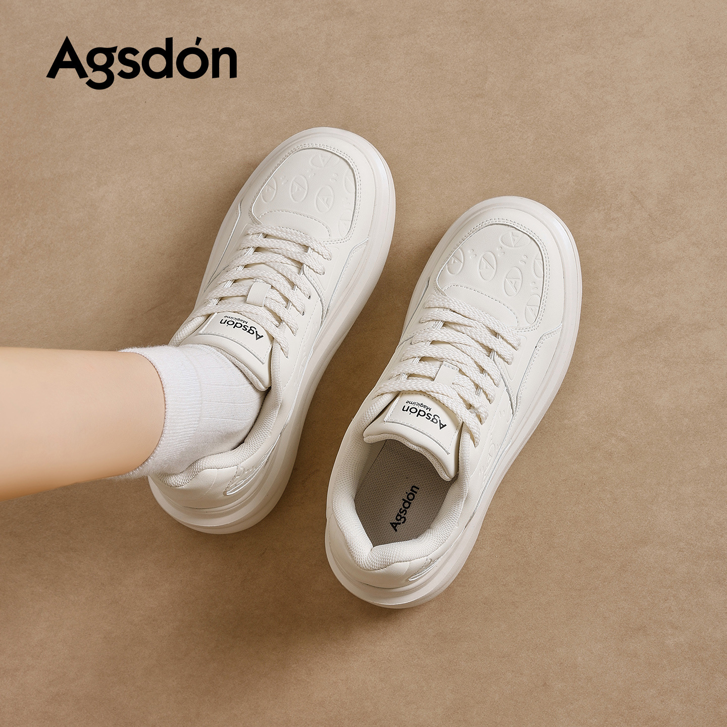 Augu Shi Deng zapatos de suela gruesa mujer 2025 nuevo invierno negro y blanco panda zapatos deportivos casuales zapatos blancos