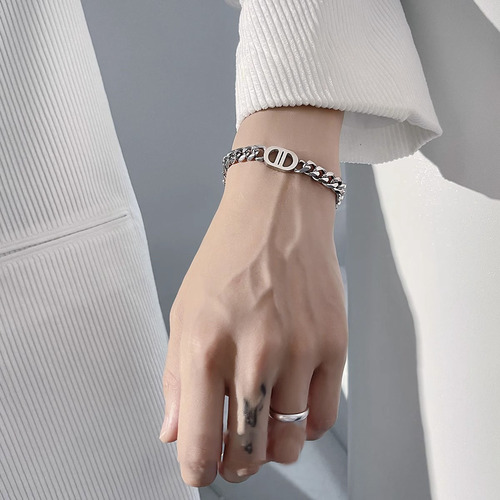 Factory Wholesale Double D Titanium Steel Bracelet That Doesn't Fade,  New Hip-Hop Unique Minimalist High-End Accessory for Men