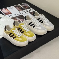 ファッションは色を合わせます。