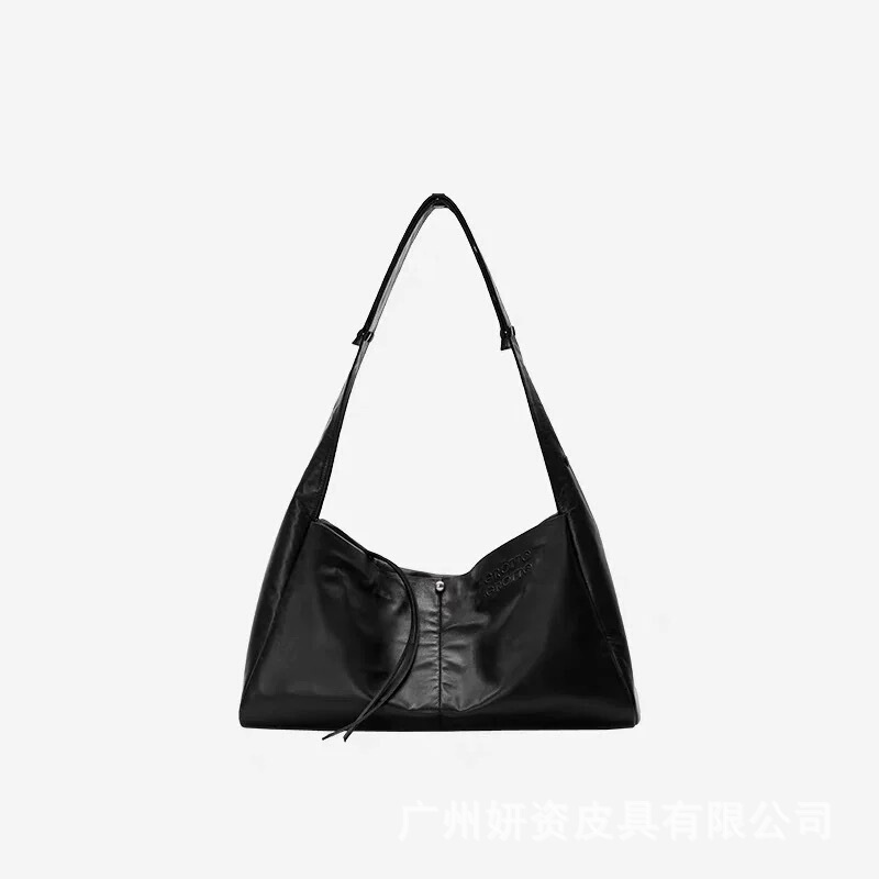 GROTTO 25年 ジェンダーレススタイル 大容量 ショルダー クロスボディ ハンドバッグ トート ソフトバッグ 新しい豆腐バッグ|undefined