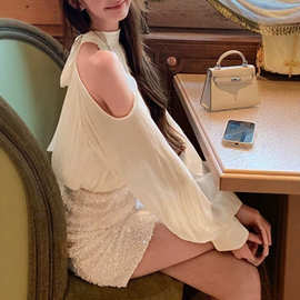 YOLI 张宥li 