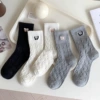 Женские средние — Косичка с бантом