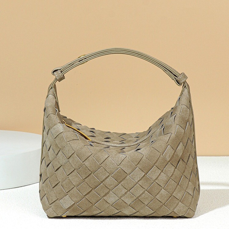 Bv Woven Niche Design High-End New Lunchbox Bag Fashionable Matte Shoulder Handbag Solid Color Crossbody Bag