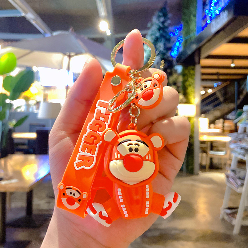 Bolsa puntada adornos muñeca pareja llavero exquisito llavero femenino lindo coche creativo colgante