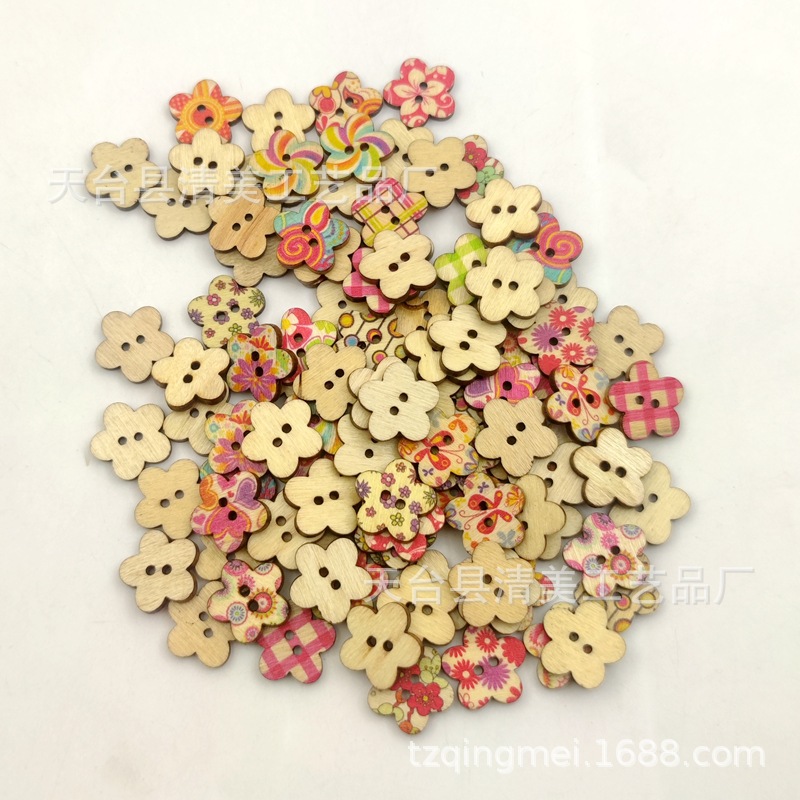 Cuadrado de madera contrachapada de 15mm/Estrella de cinco puntas/Corazón de amor/botón de madera de ciruela botón cuadrado de impresión en color de madera