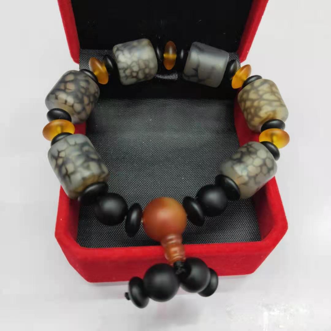 Guangshun Jewelry's new frosted black dragon pattern agate bracelet, diy Buddhist prayer beads, agate bracelet and bracelet manufacturer wholesale detail image 5