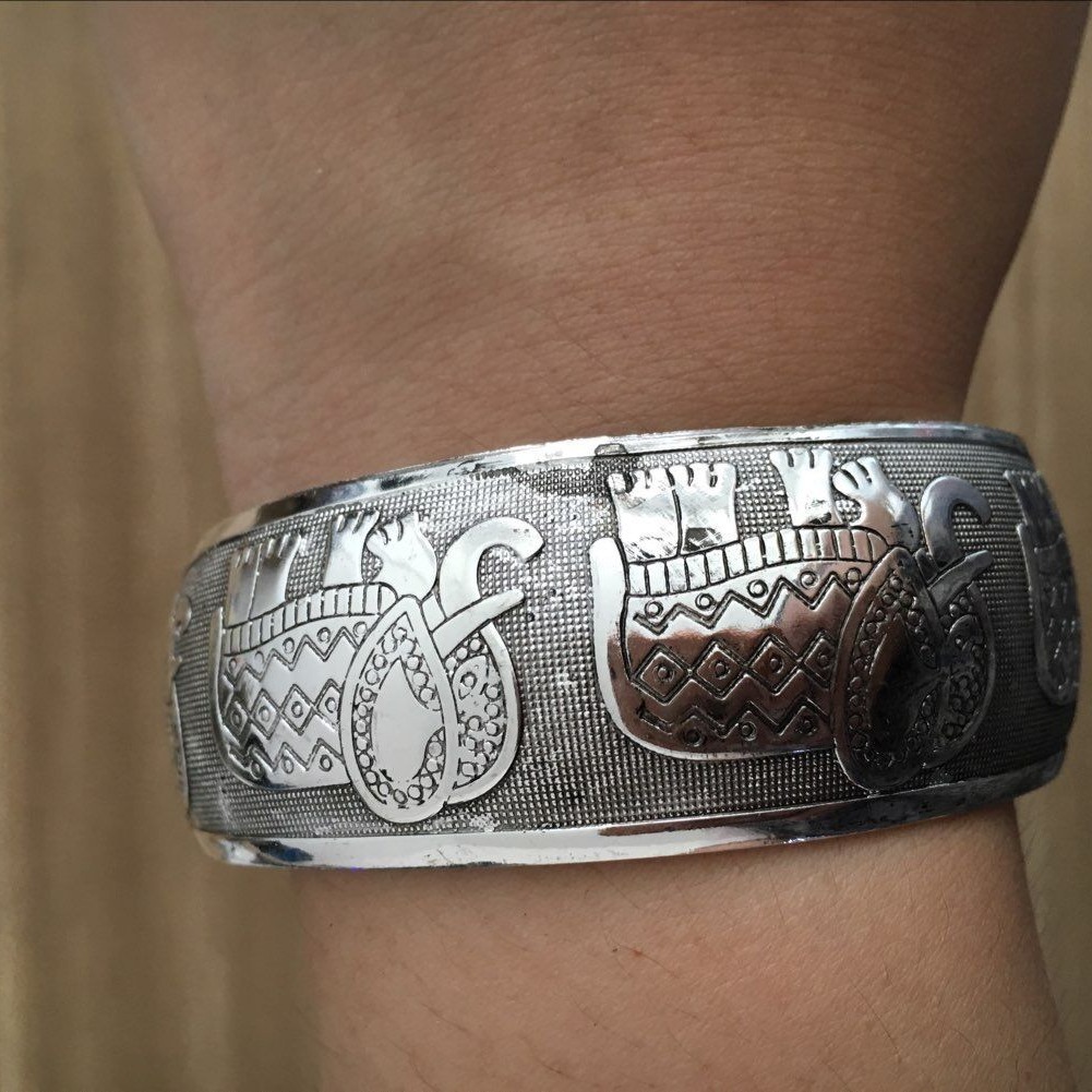 Ancient Silver Elephant Bracelet Miao Silver Hidden Silver Jewelry Wholesale Elephant Carved Women's Wide Bracelet Opening Bracelet