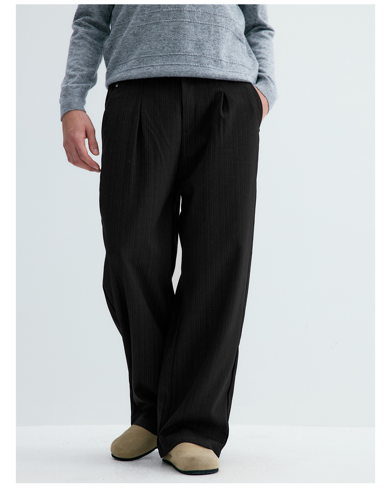 UNF Striped Straight-Leg Trousers