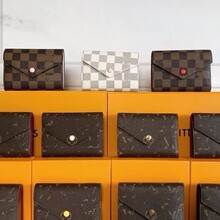 ����Ůʿ���۸��ӽ���W���r���LŮ�X���X�A���X��41938�H���ϻ�