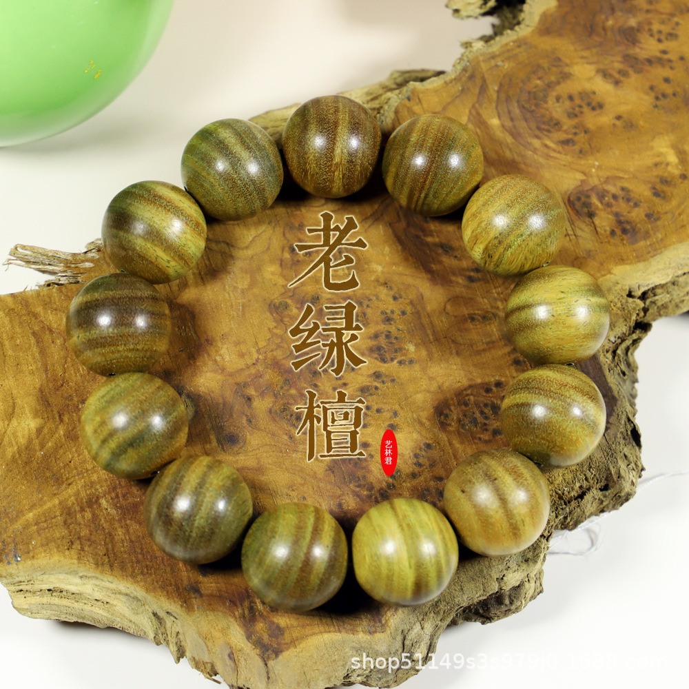 Bracelet green sandalwood