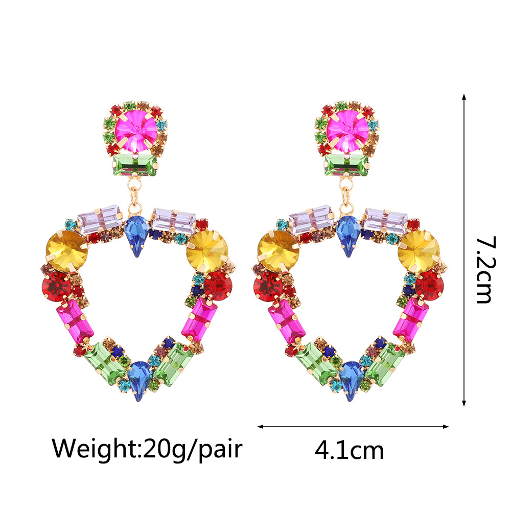23g Weight Electroplated Gold Plating Process 1 Pair Fashion Heart Shape Rhinestone Glass Hollow Out Women's Chandelier Earrings